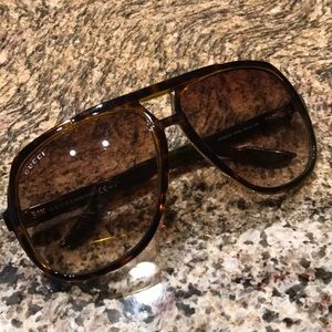 Gucci Aviator Sunglasses